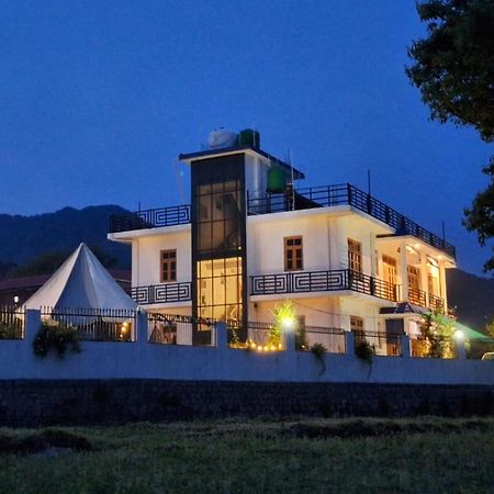 La Maison - A Boutique Bed And Breakfast Бир Экстерьер фото