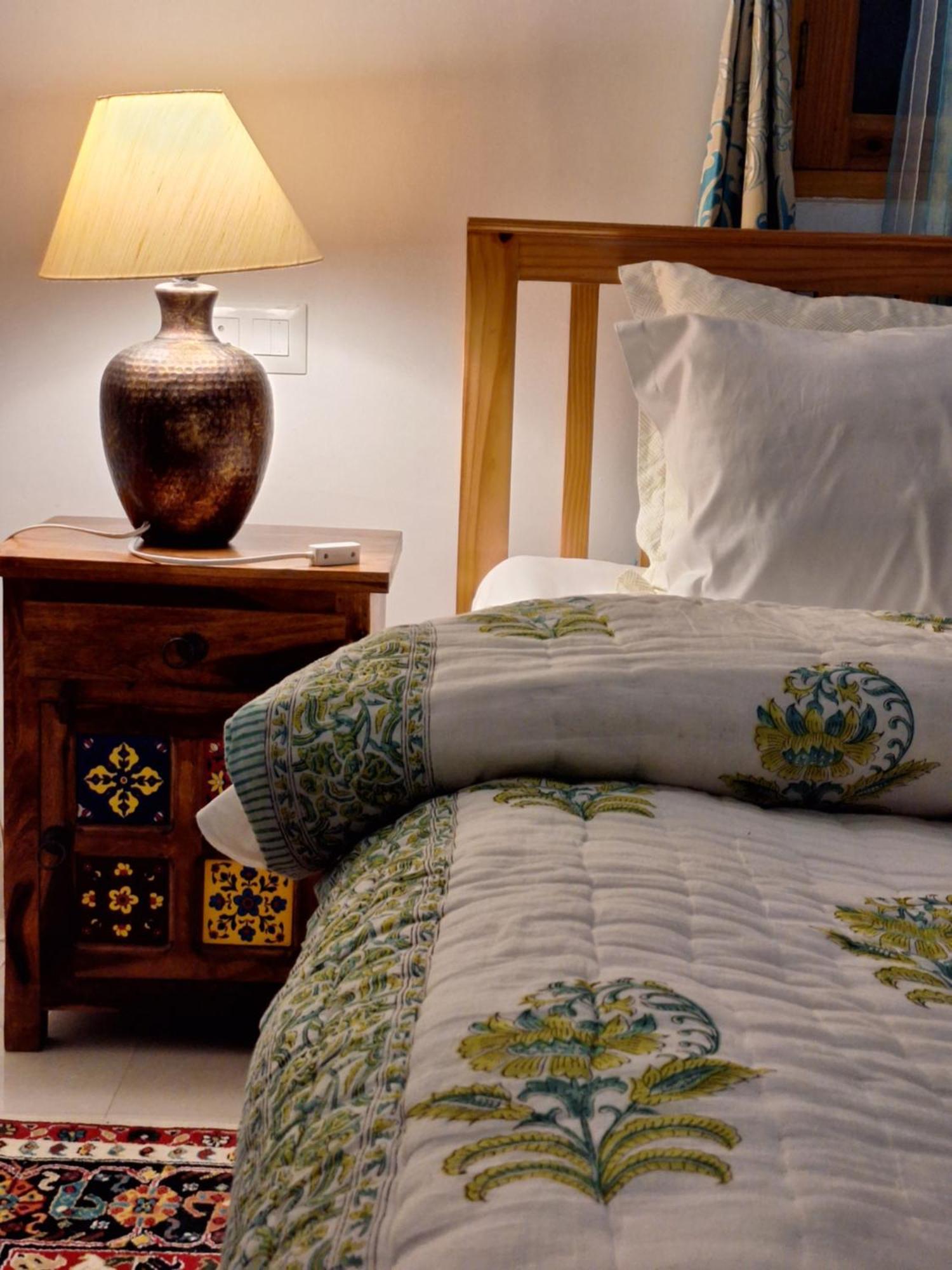 La Maison - A Boutique Bed And Breakfast Бир Экстерьер фото